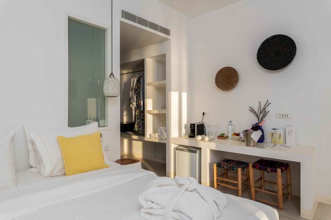 Bluetopia Suites Mykonos Town Exteriör bild