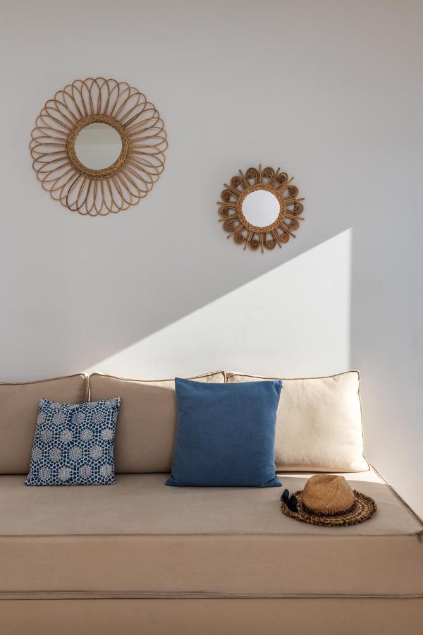 Bluetopia Suites Mykonos Town Exteriör bild