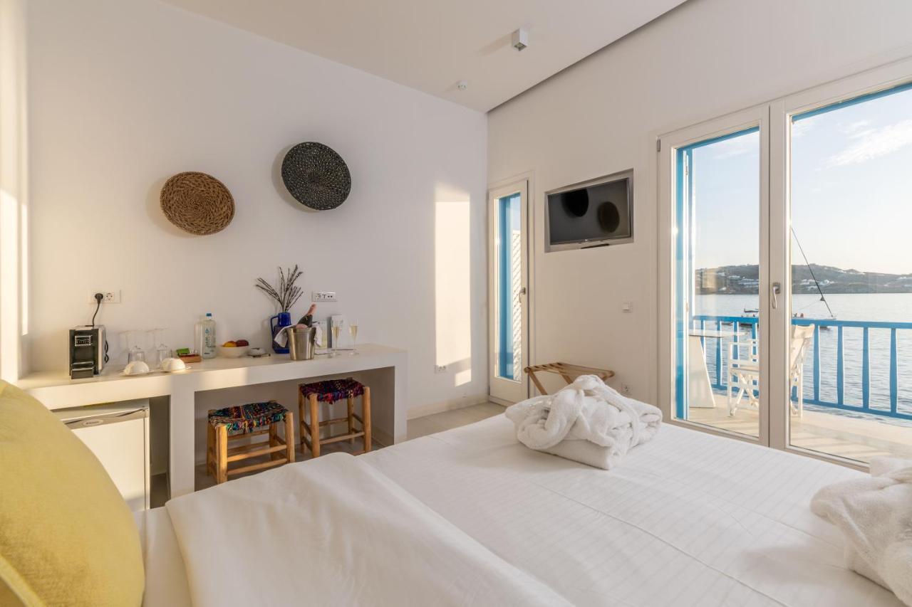 Bluetopia Suites Mykonos Town Exteriör bild