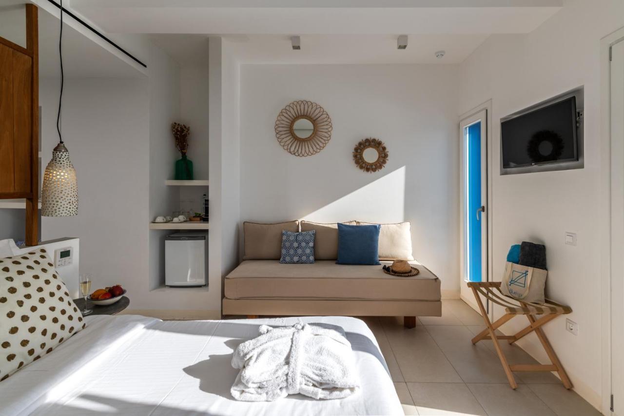 Bluetopia Suites Mykonos Town Exteriör bild