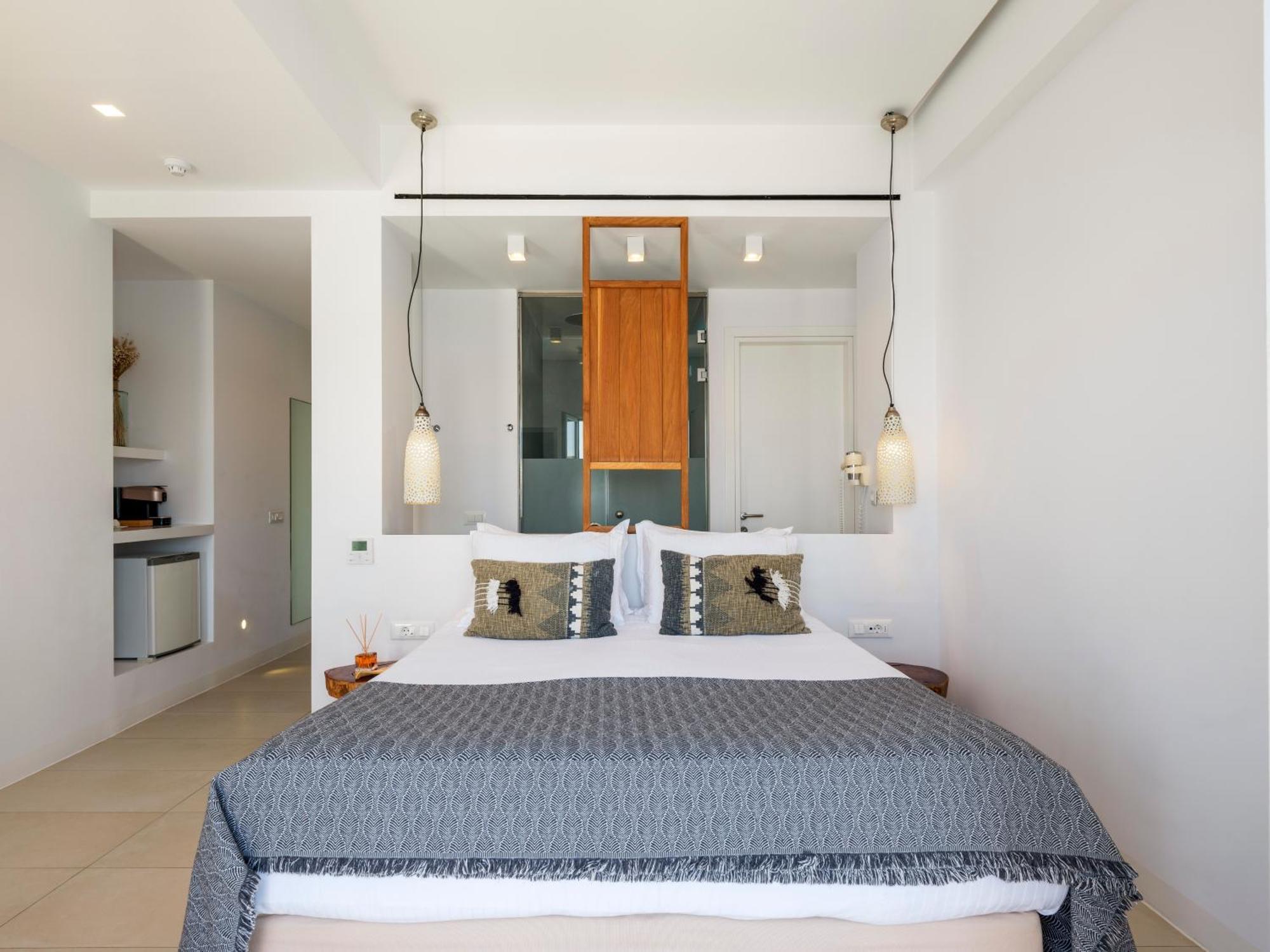 Bluetopia Suites Mykonos Town Exteriör bild