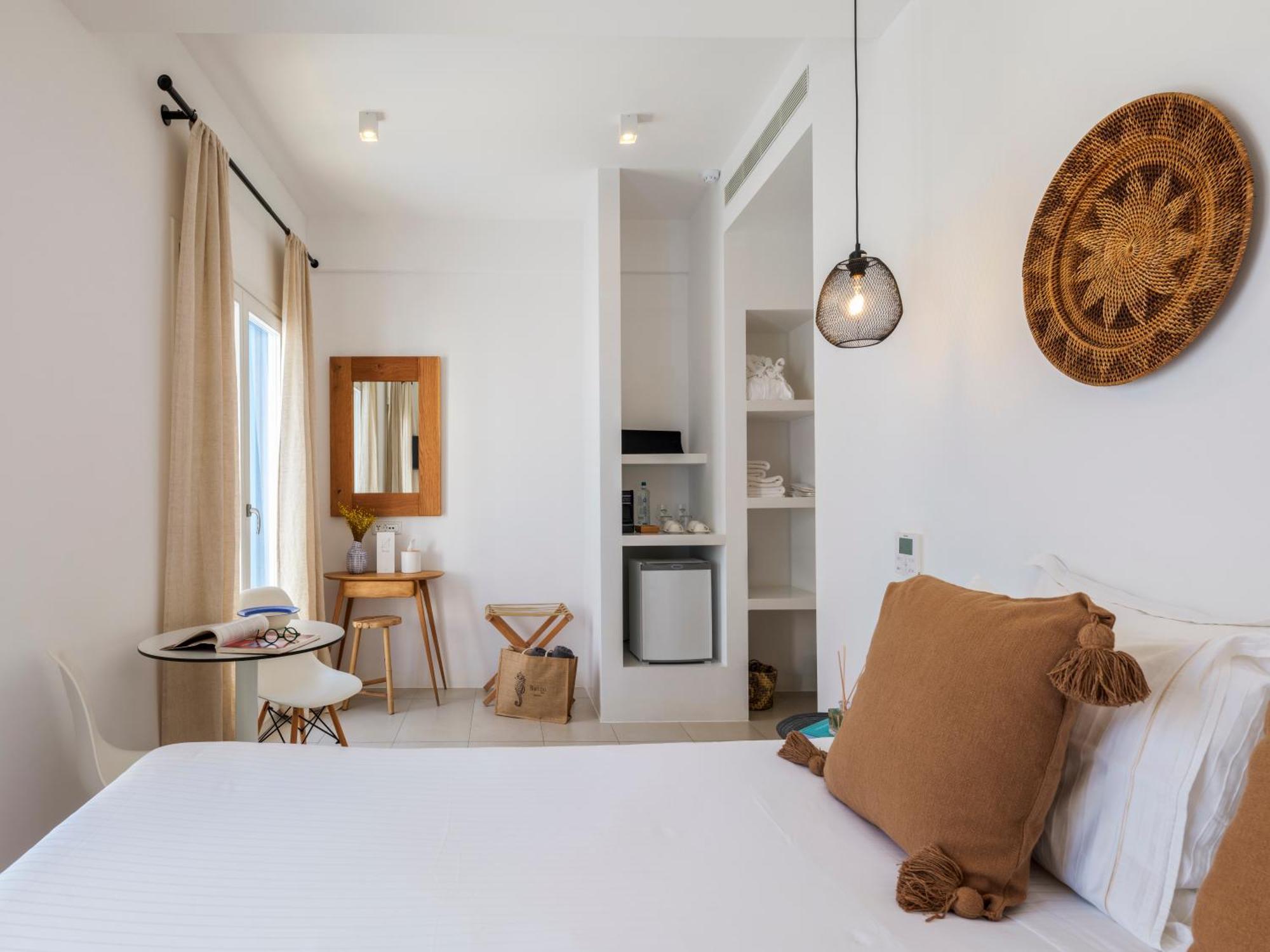 Bluetopia Suites Mykonos Town Exteriör bild