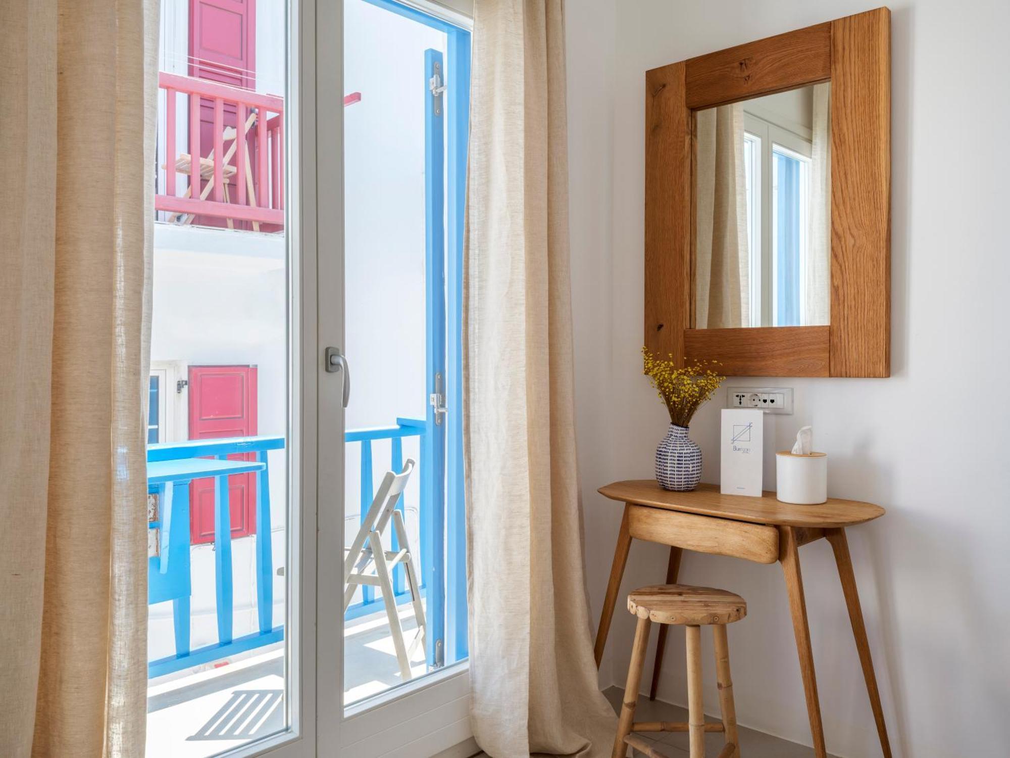 Bluetopia Suites Mykonos Town Exteriör bild