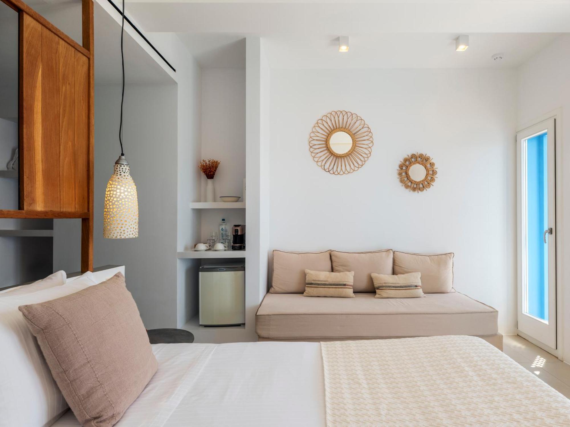 Bluetopia Suites Mykonos Town Exteriör bild