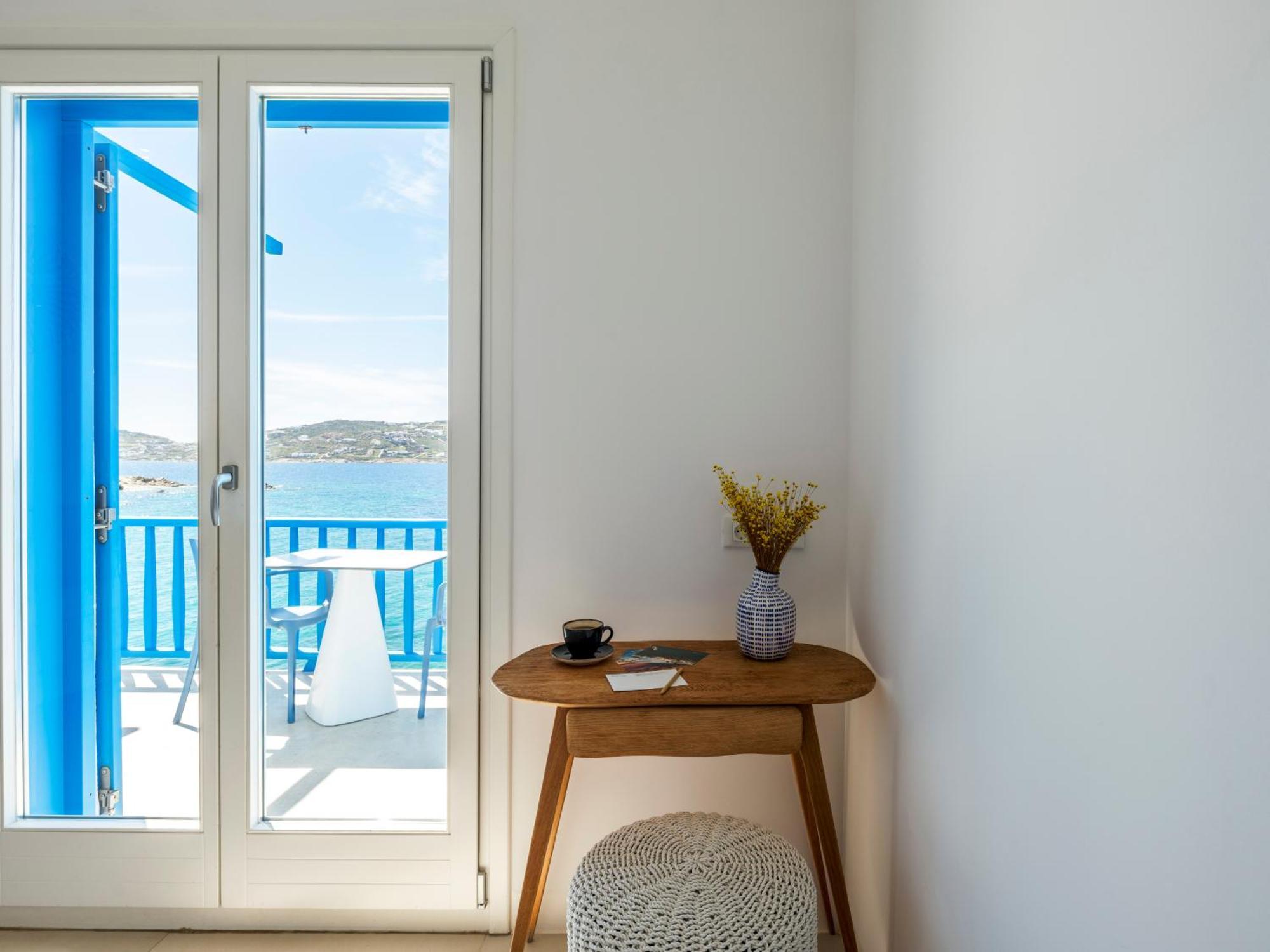 Bluetopia Suites Mykonos Town Exteriör bild